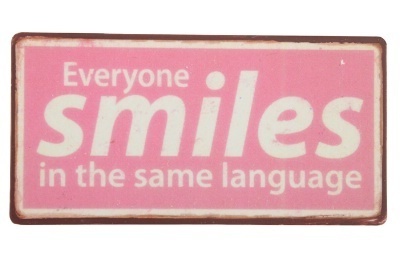 Magnet "Everyone smiles..."